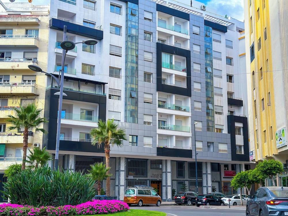 Luxoria home - 2 min to corniche 1