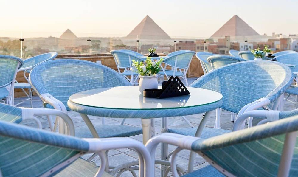 Crown Pyramids View Hotel 1