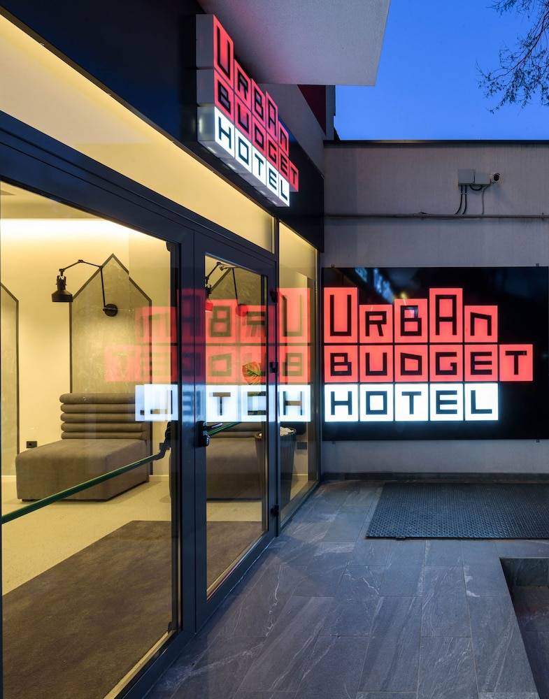 URBAN BUDGET HOTEL 1