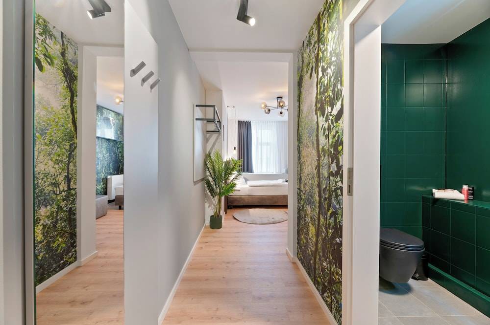 JUNGLE No5 Boutique Hotel - Stuttgart City-Center 1