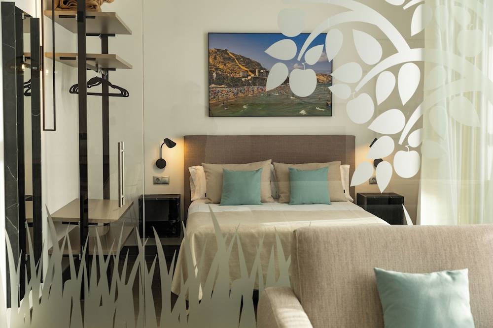 Guillman Suites 2