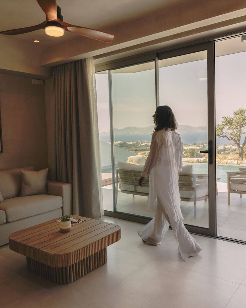 Akres Luxury Sea View Villas 1