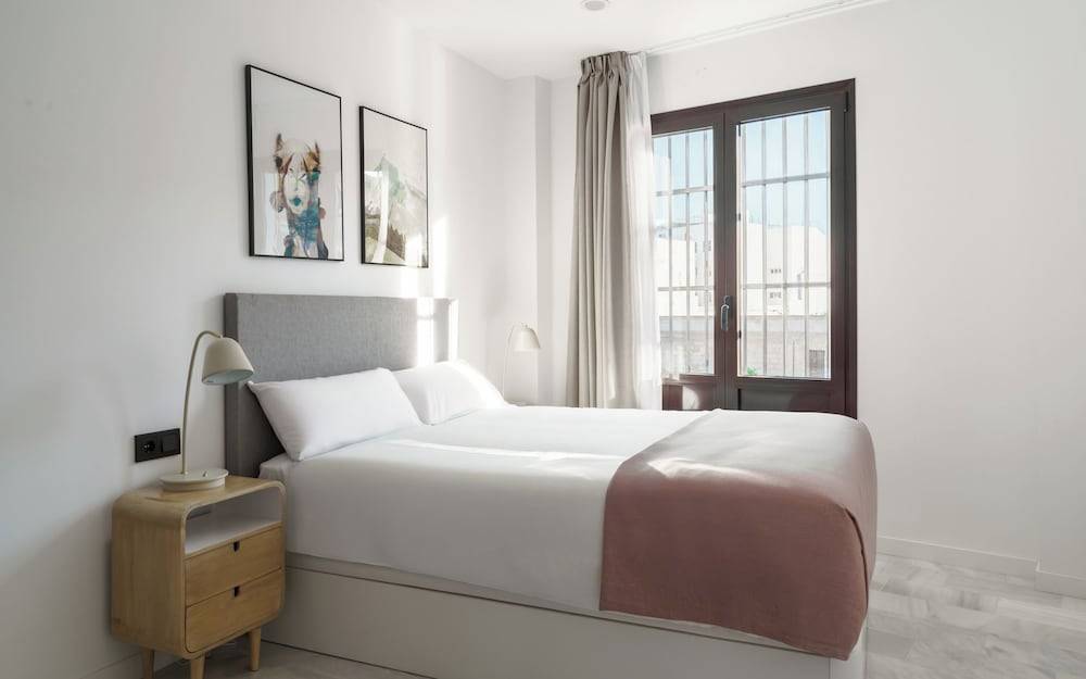Limehome Jerez de la Frontera 1