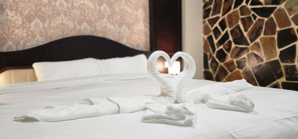 Arya Suites Patong Beach 1