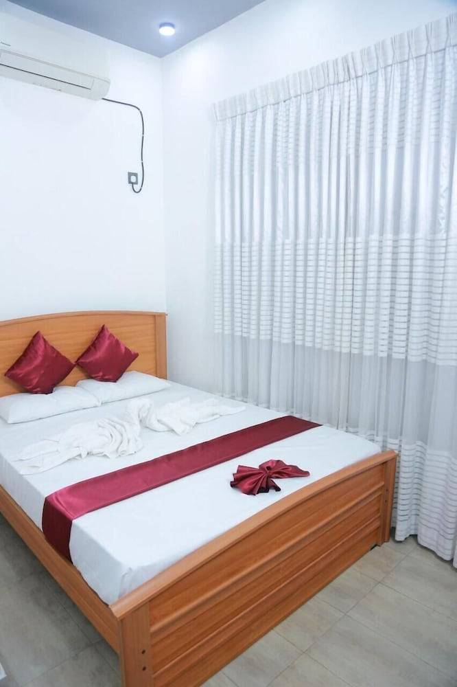 Estro Guest House 2