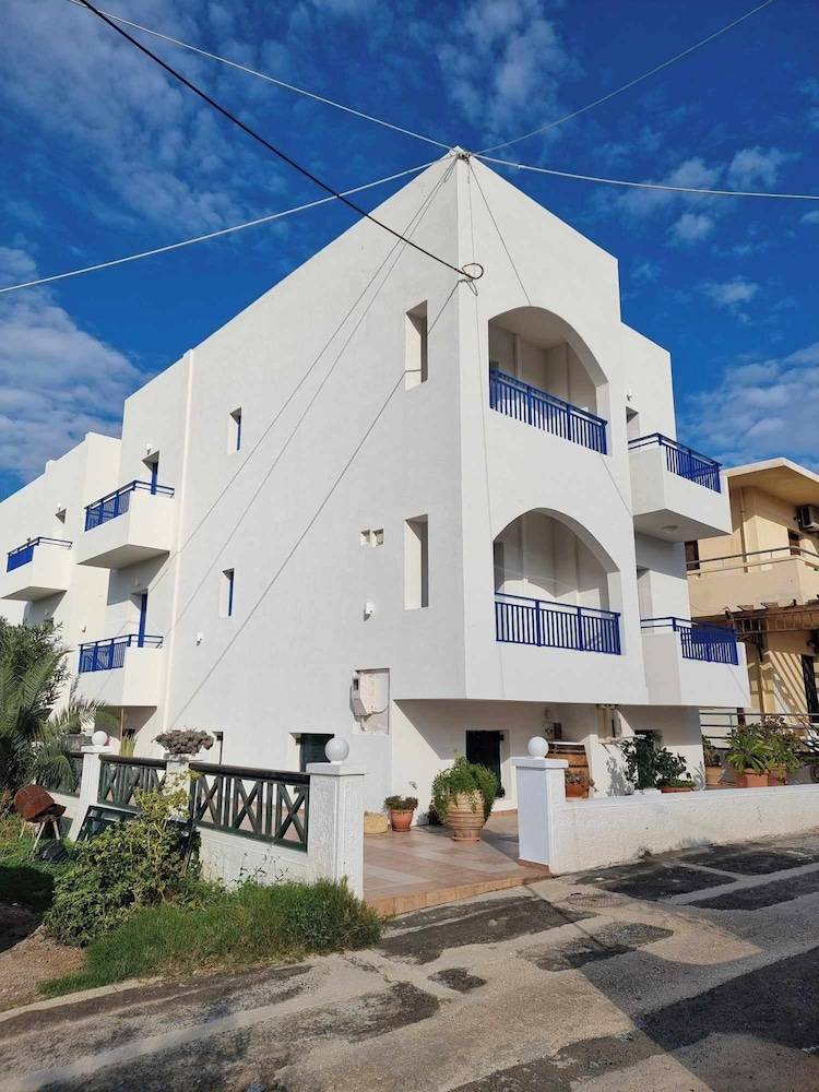Ilios Suites 1