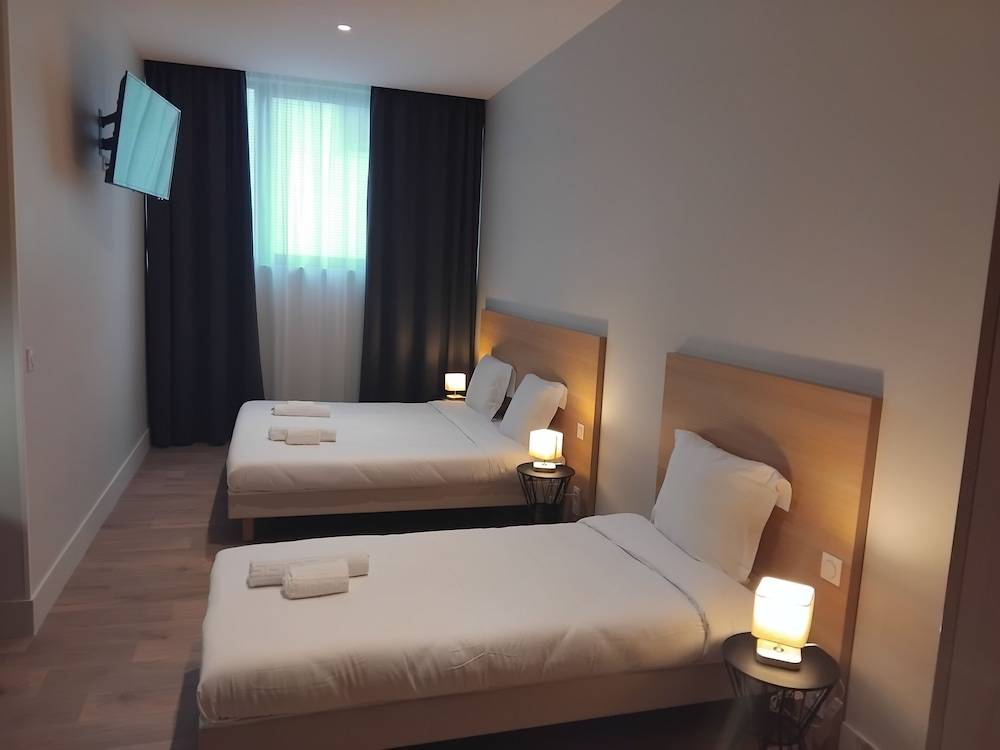 APPART HOTEL RESIDIS PARAY - ORLY 1