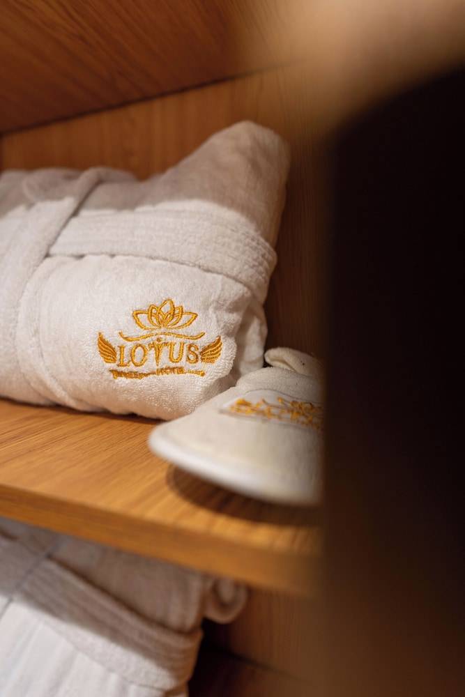 lotus Altahrir hotel 2