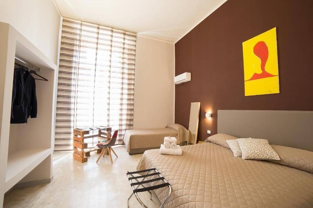 H.R. BOUTIQUE PORTO NAPOLI CENTRO by ClaPa Group Dislocated Hospitality 1