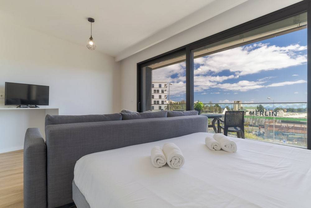Fenix Iii Ac, Parking & Near Beaches 1