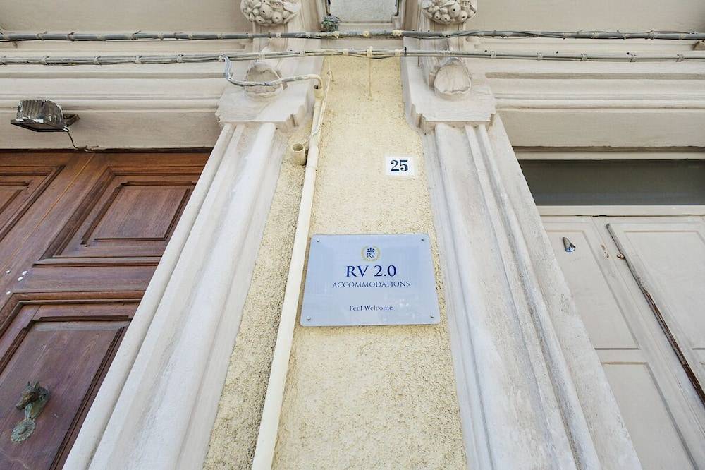 RV 2.0 1