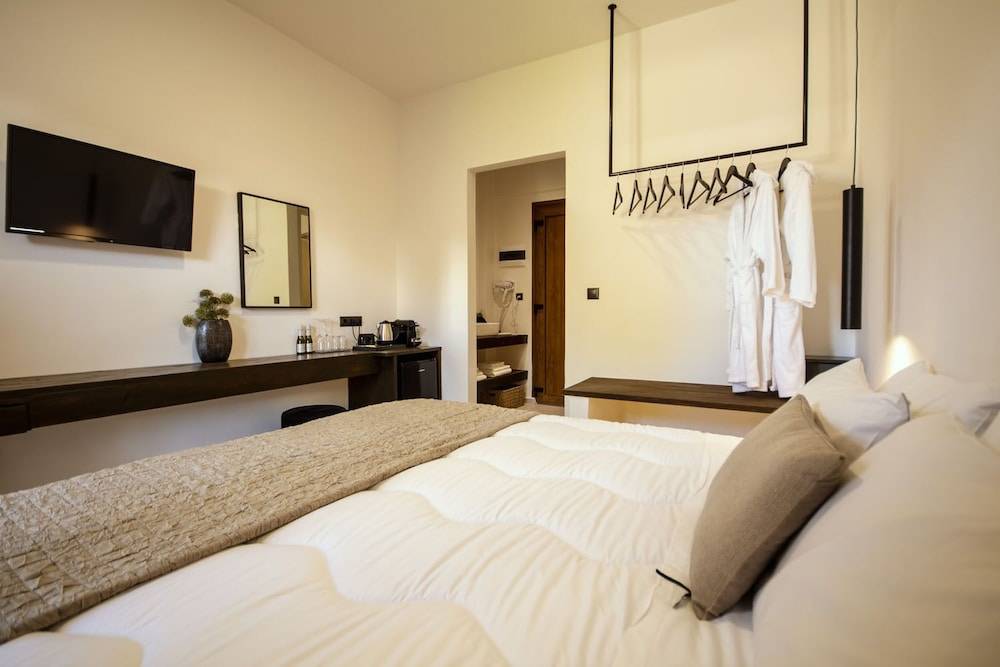 BOHOTEL Eleonas 2