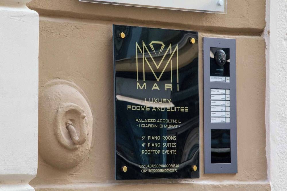 MARI Luxury Rooms and Suites 1