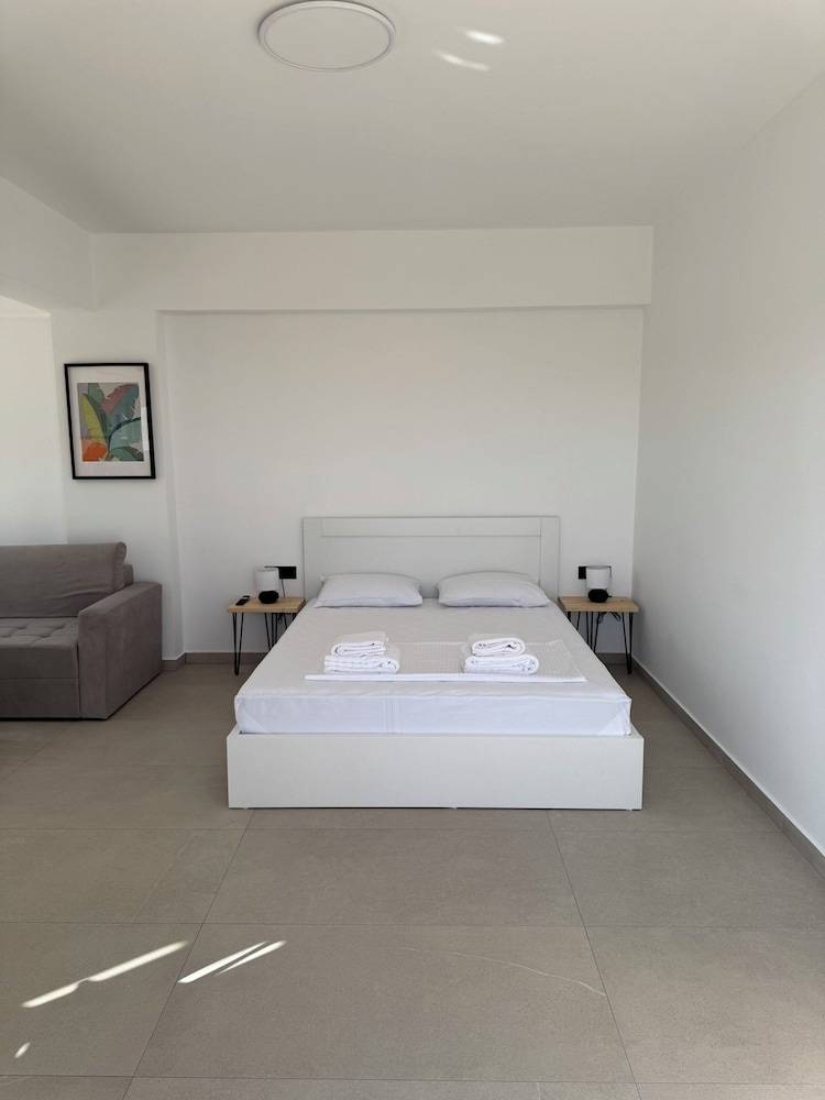 Aliko residence 2