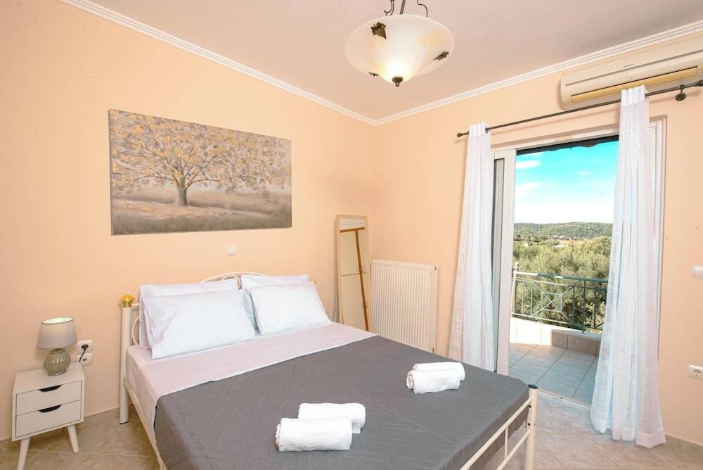 OLIA APARTMENTS LYGIA 2