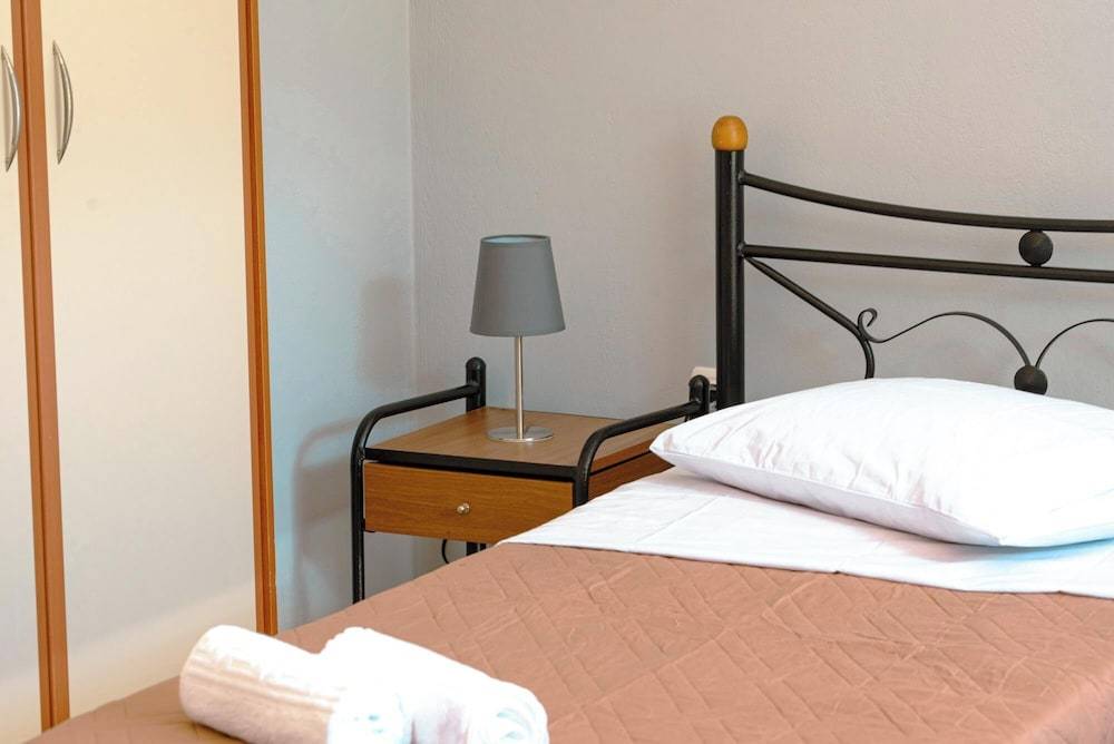 OLIA APARTMENTS LYGIA 1