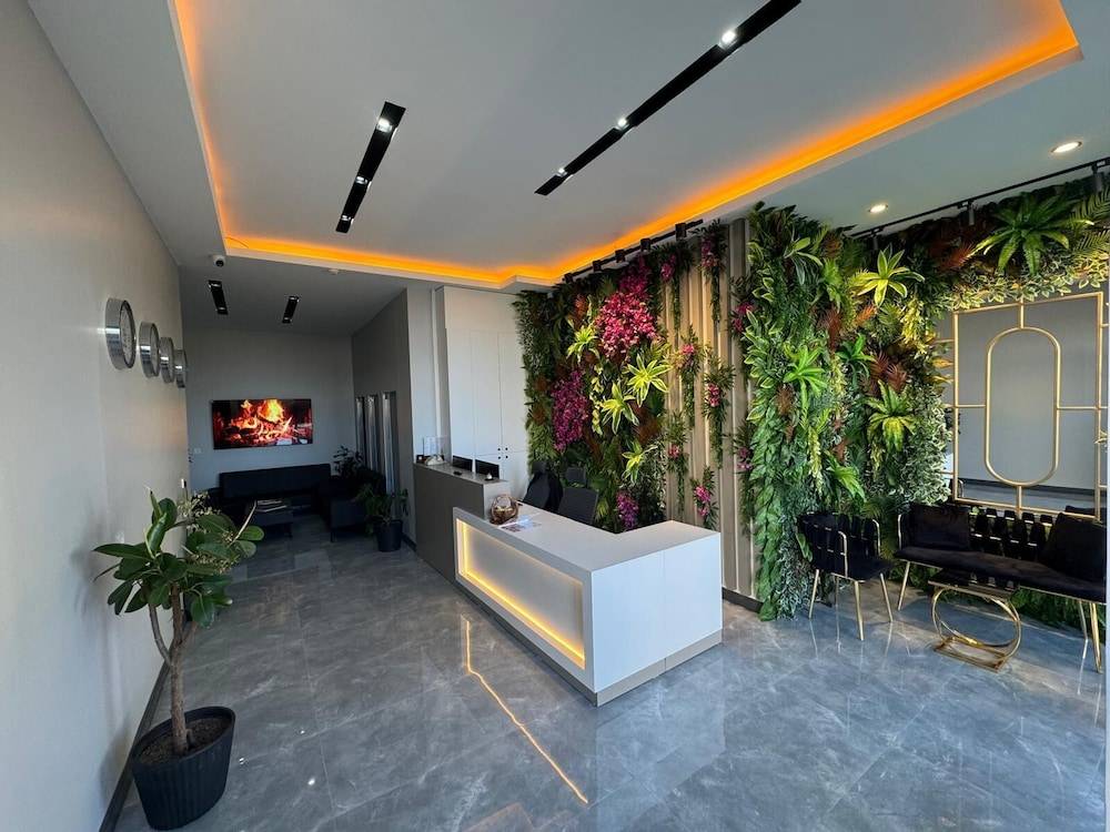 Fourpoints Airport Hotel 1