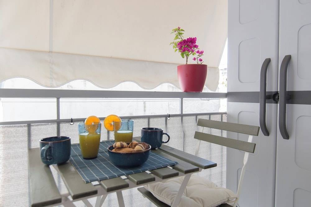 Urban Ceramic Apartment Athens-Kerameikos by GHH 1