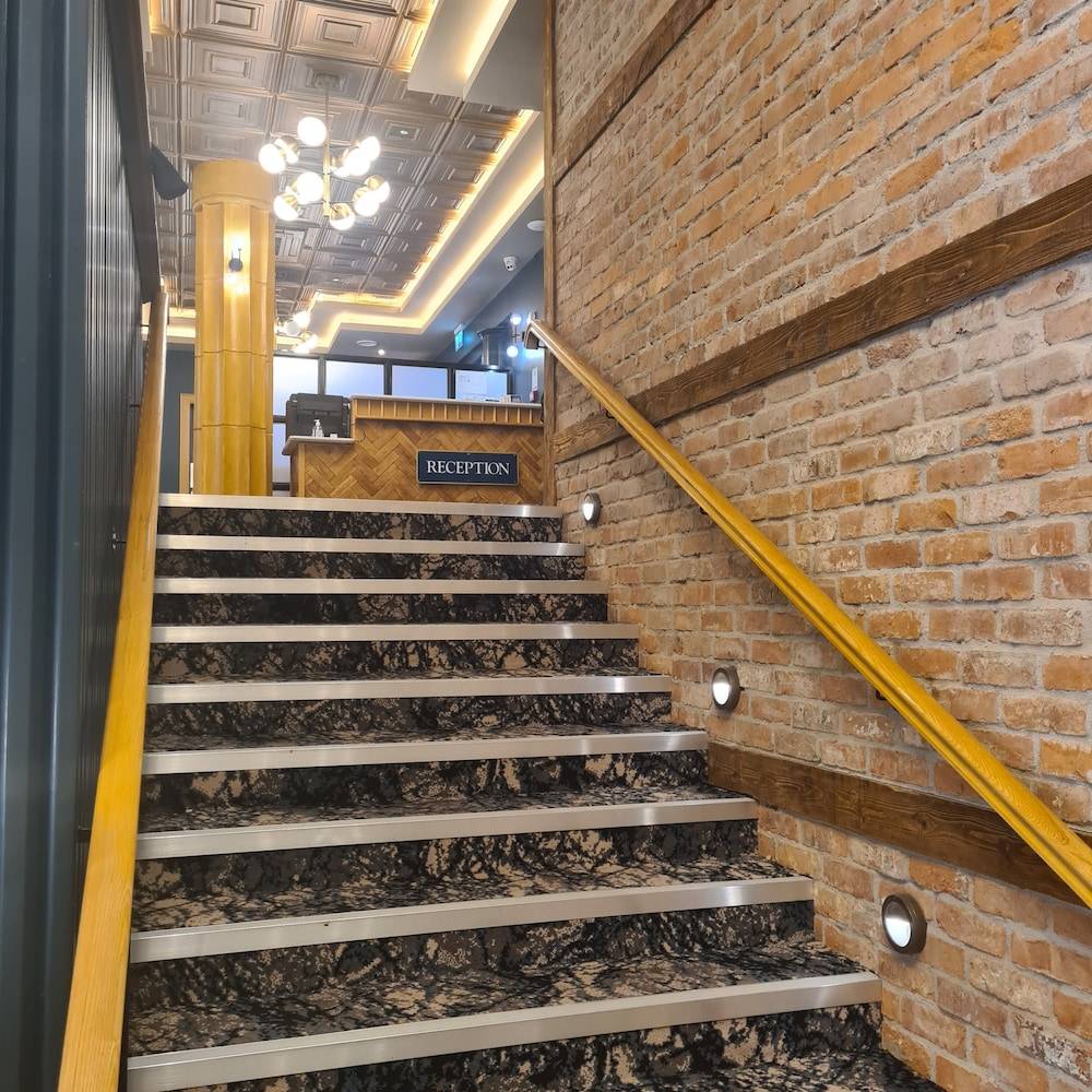 The Maiden City Hotel 2