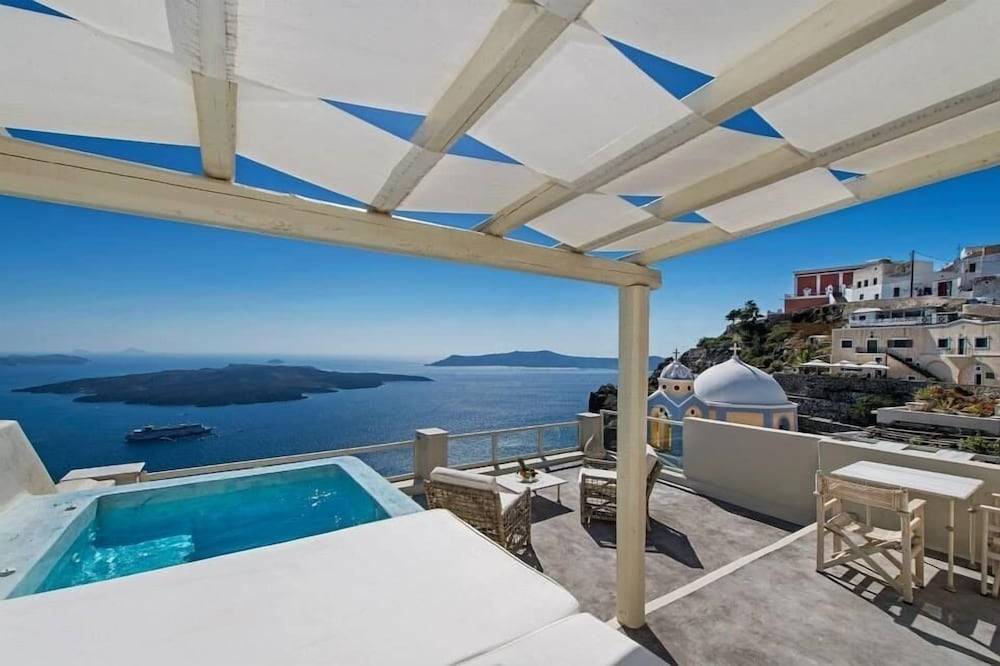 Lava suites 1