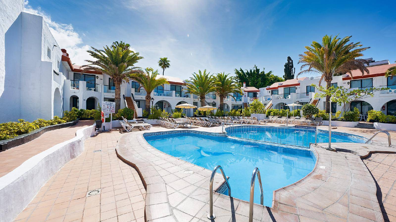 Nido Del Aguila Bungalows & Lara Apartamentos 2