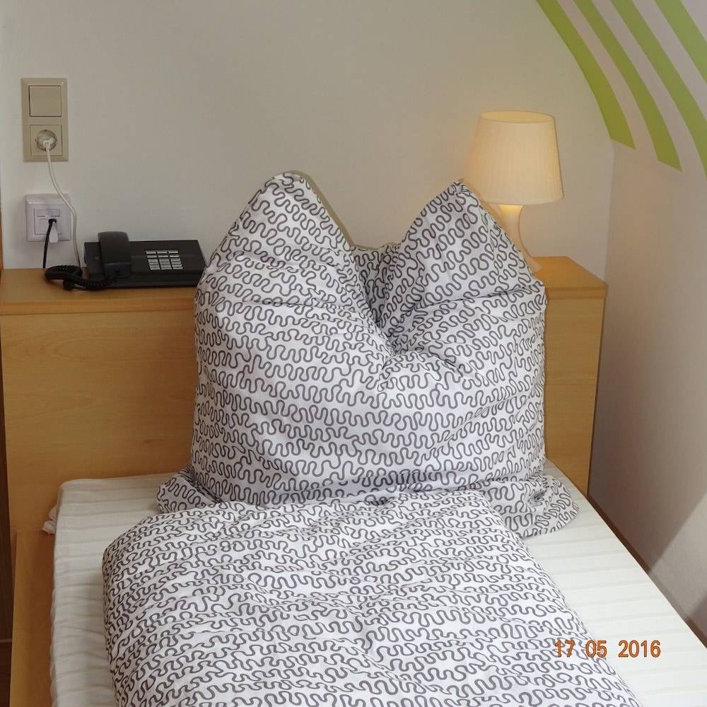 Hotel Einstein 2