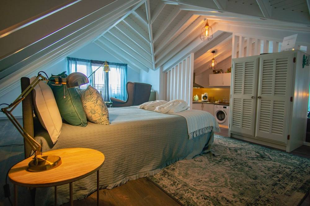 My Bed in pico 2