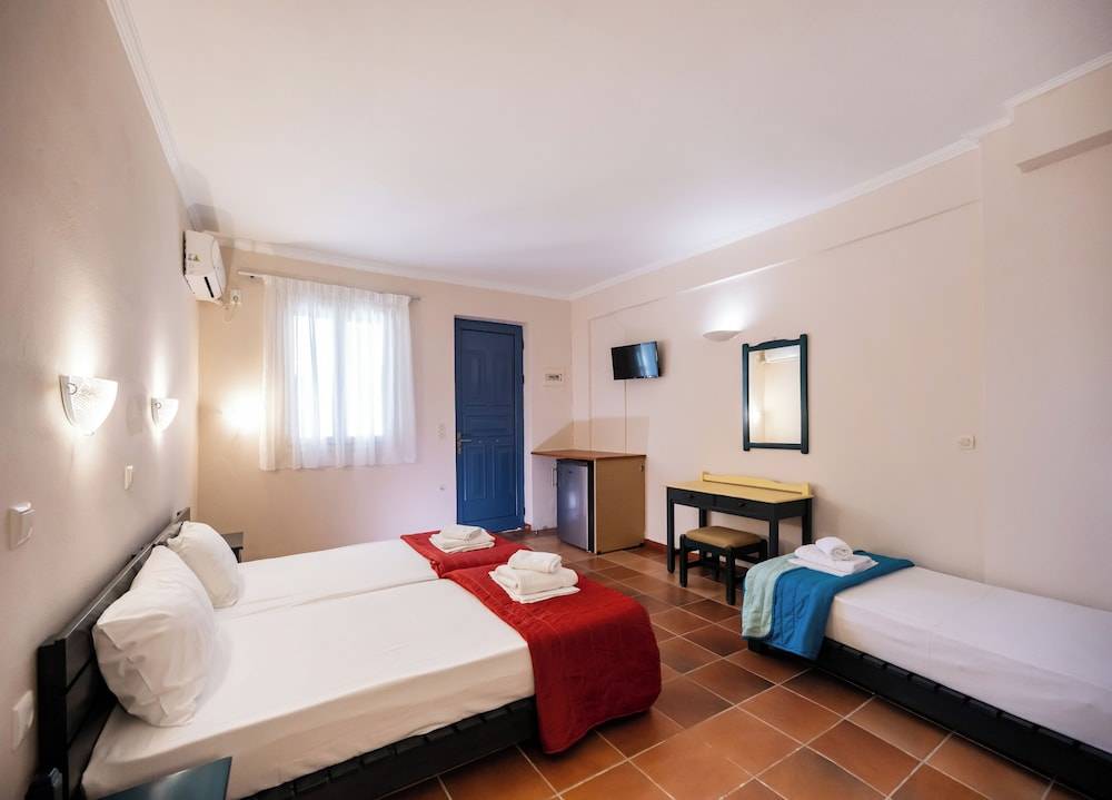 Ionio Hotel 1