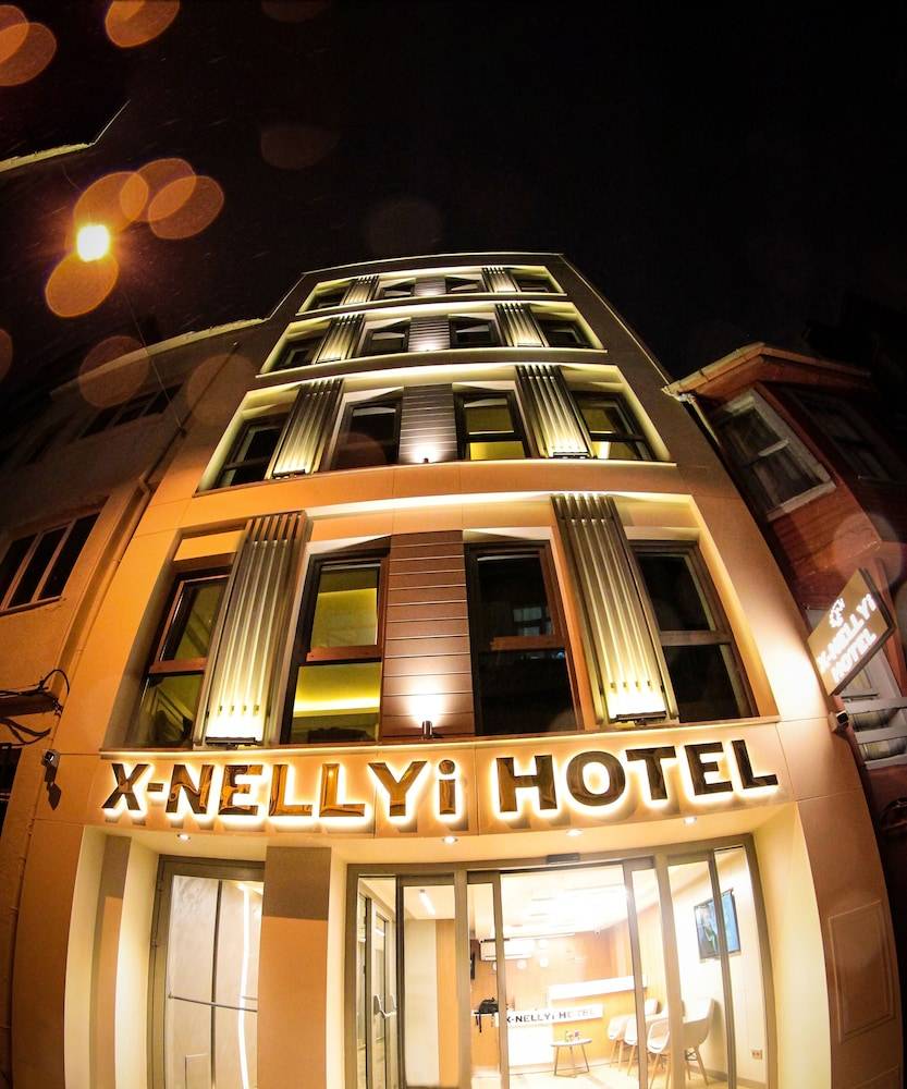 X-NELLYİ HOTEL 1