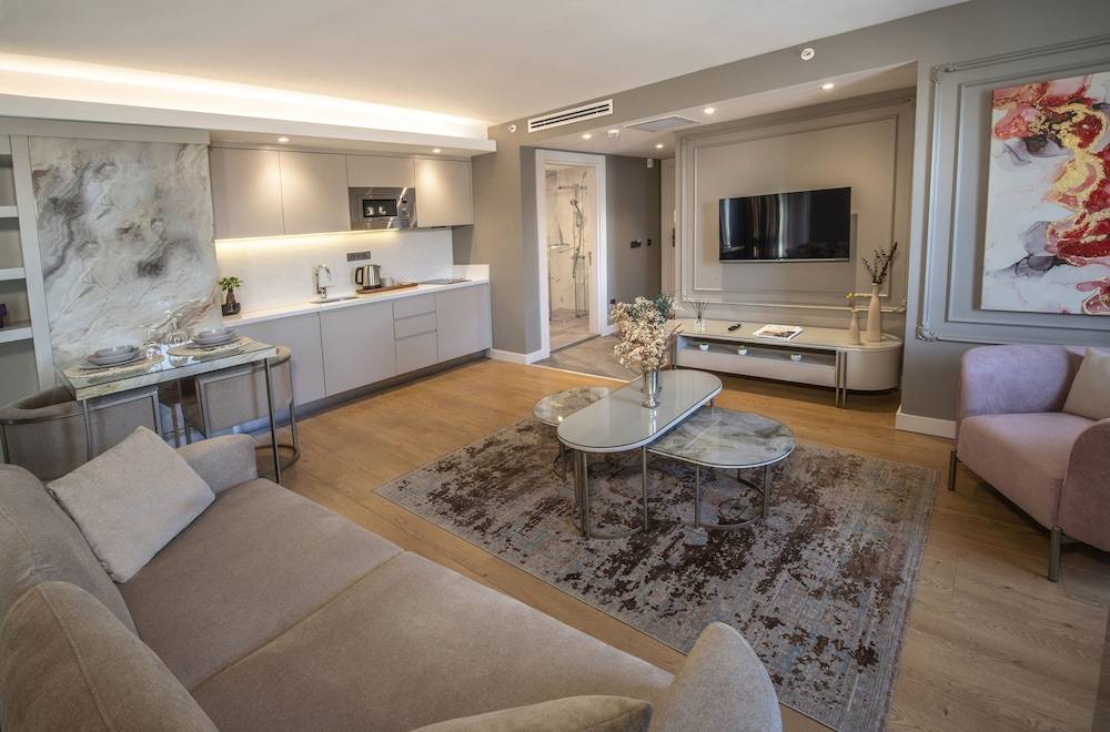 Valente Suites&Hotel 1