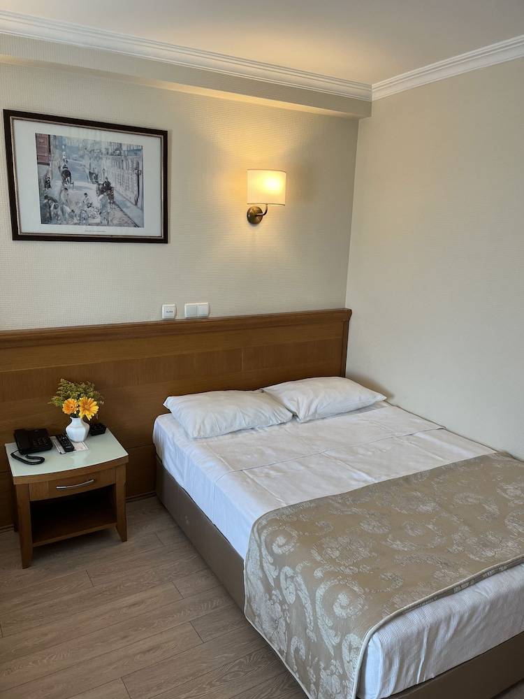 Yavuz Otel 2