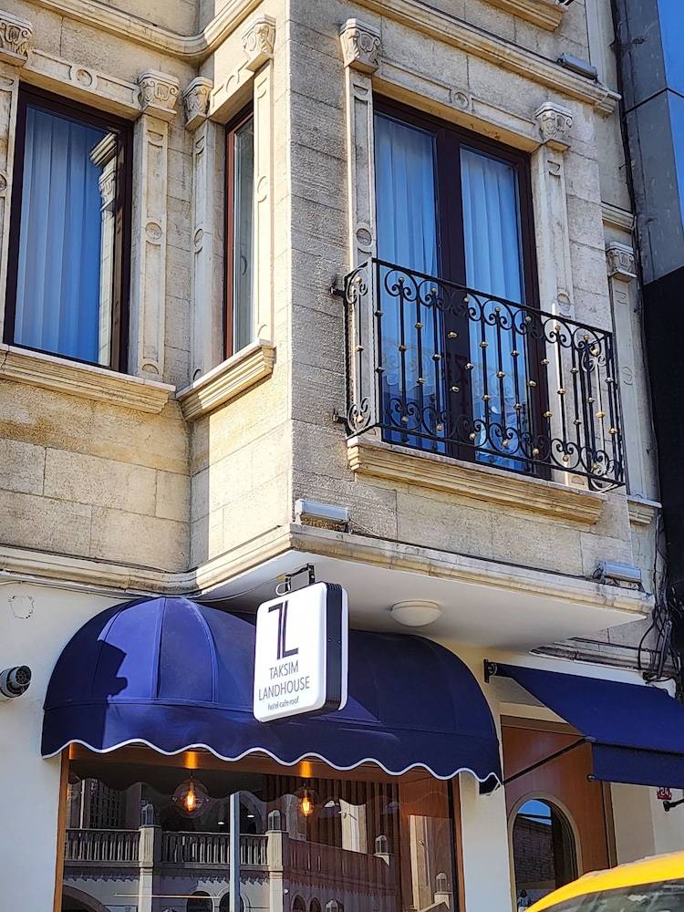 Taksim Landhouse Hotel 1 Min to Taksim Square 1