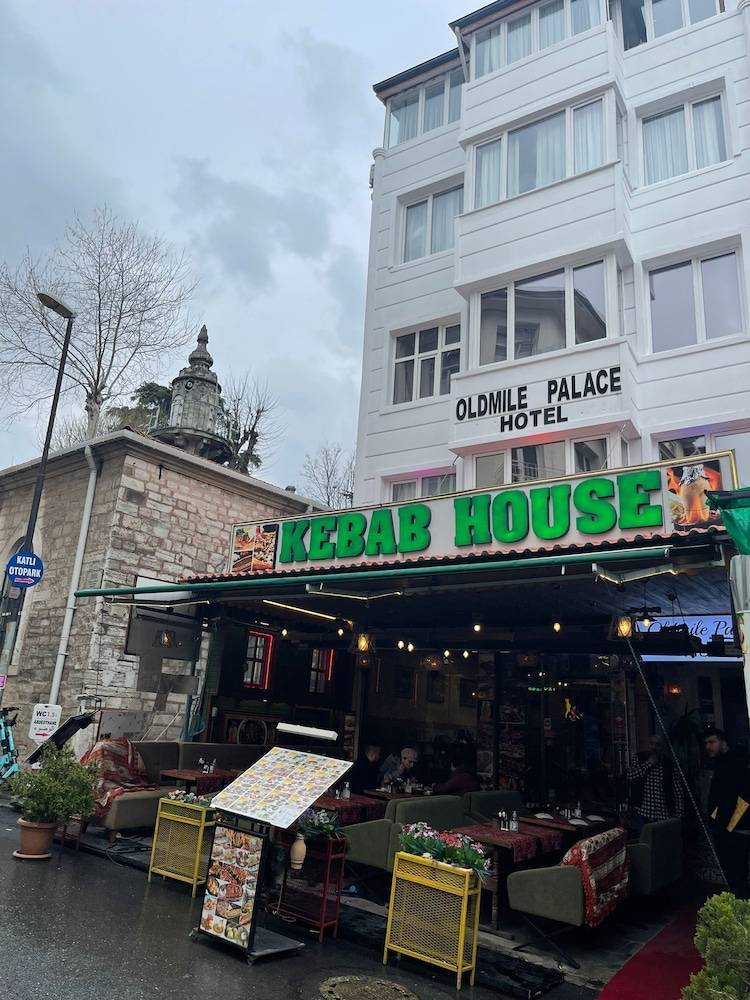 Oldmile Palace Hotel 1