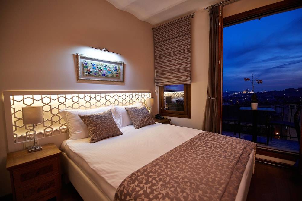 Arart Hotel 1