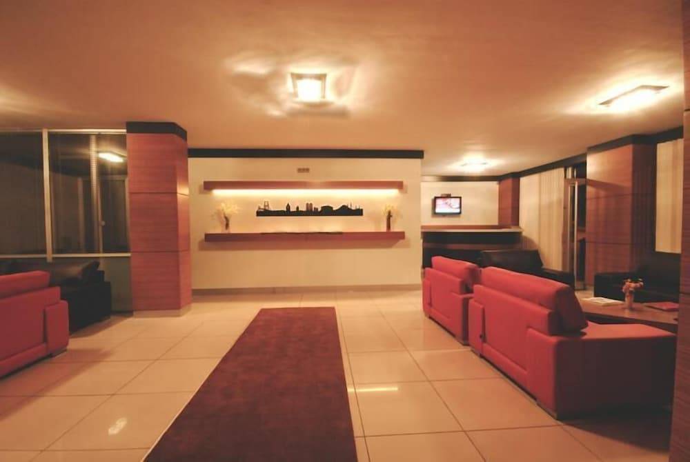 Lounge Hotel 2