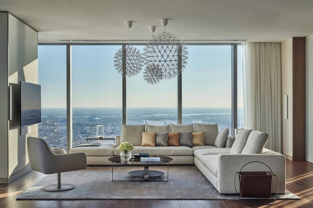 Four Seasons Hotel Philadelphia at Comcast Center 1