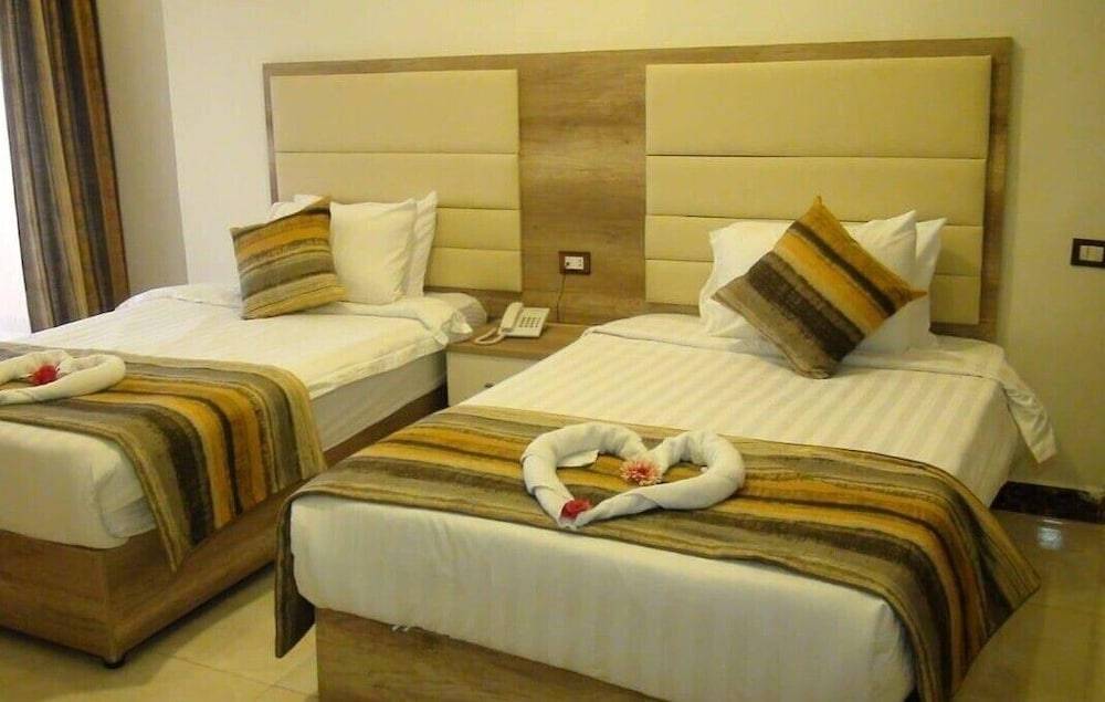 Jewel San Stefano Hotel 1