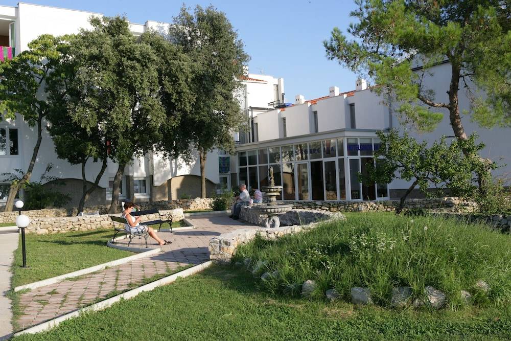 Hotel Omorika 1