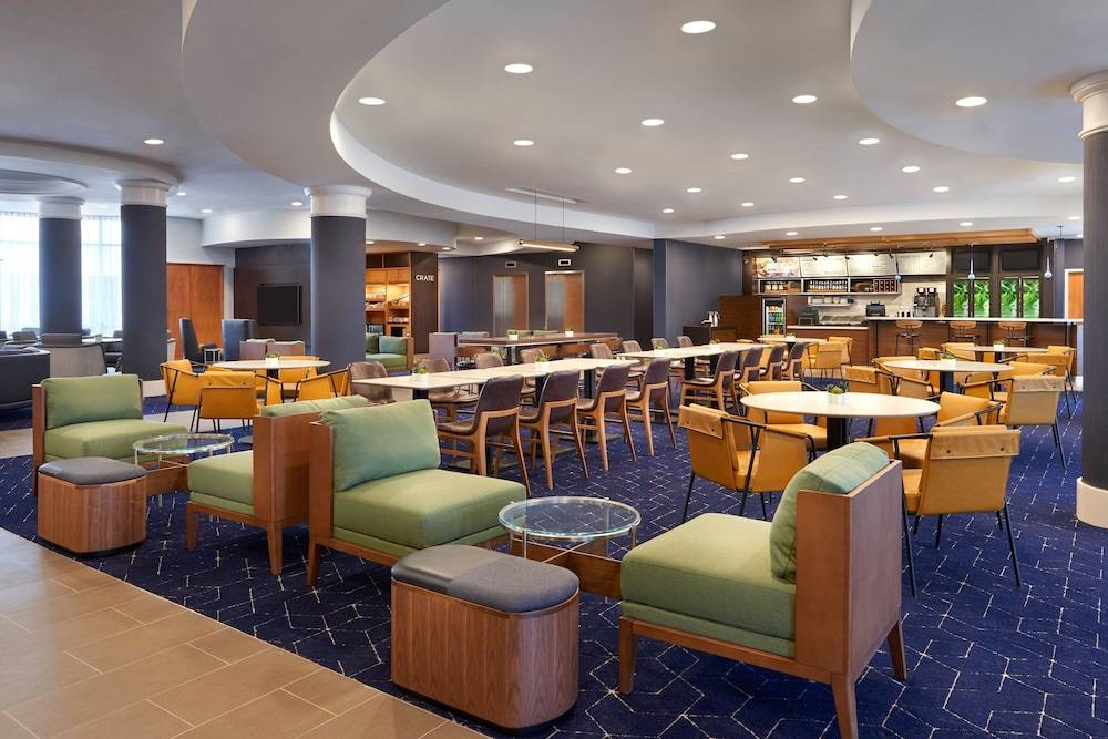 Courtyard by Marriott Toronto Markham 1