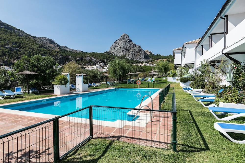Villa Turística de Grazalema 1