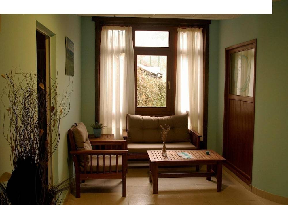 Hotel Balneario Río Pambre 2