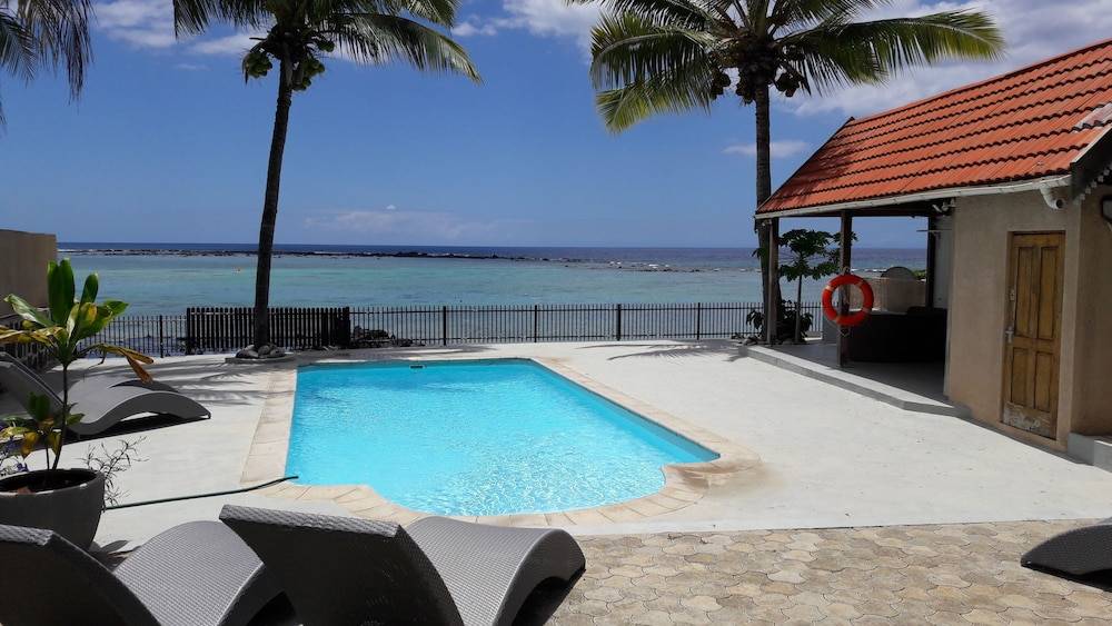 Villasun Beachfront Villa 1