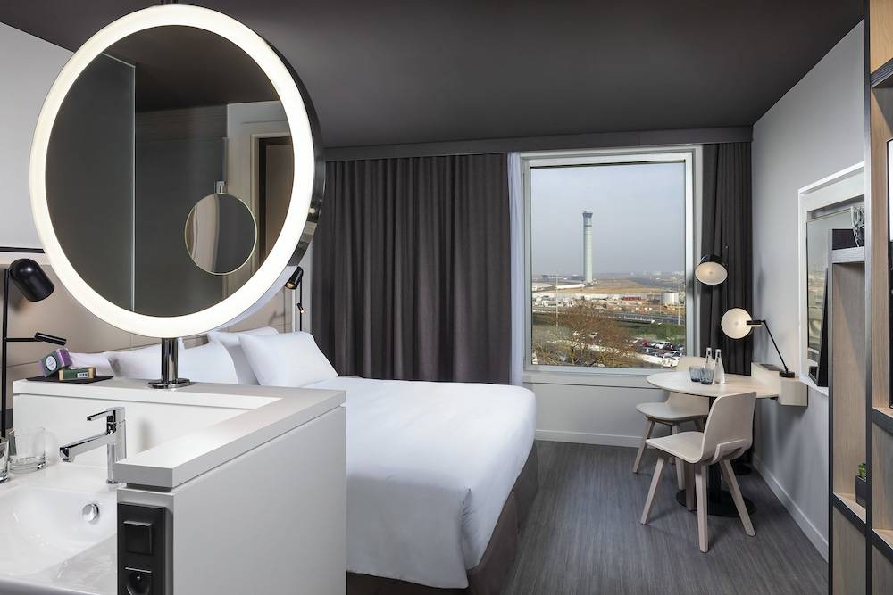 INNSiDE by Meliá Paris Charles De Gaulle 1