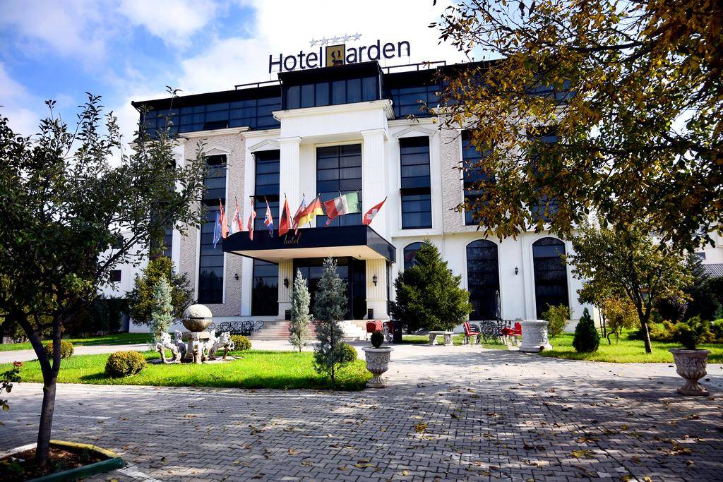 Hotel Garden 2