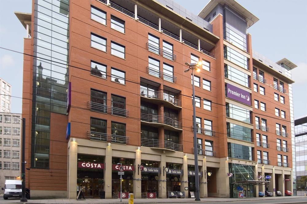 Premier Inn Manchester Central 1
