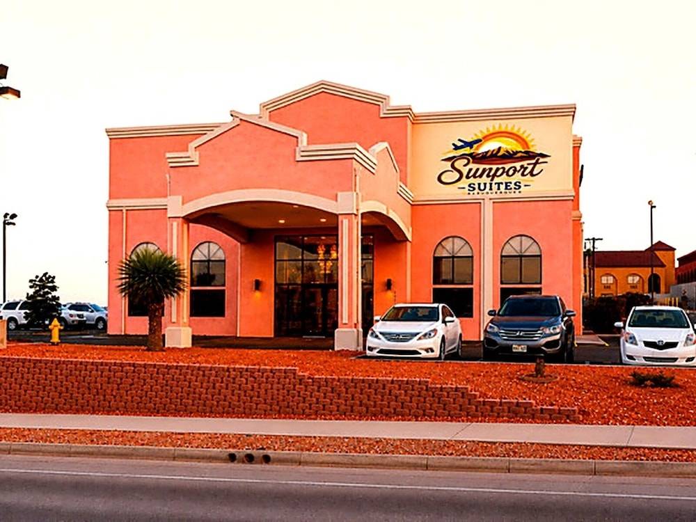 Quality Suites Albuquerque Airport 1
