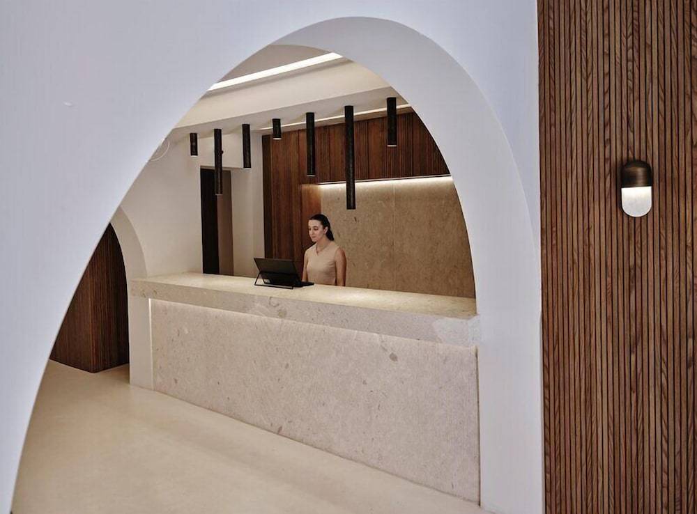 Andronis Luxury Suites 2