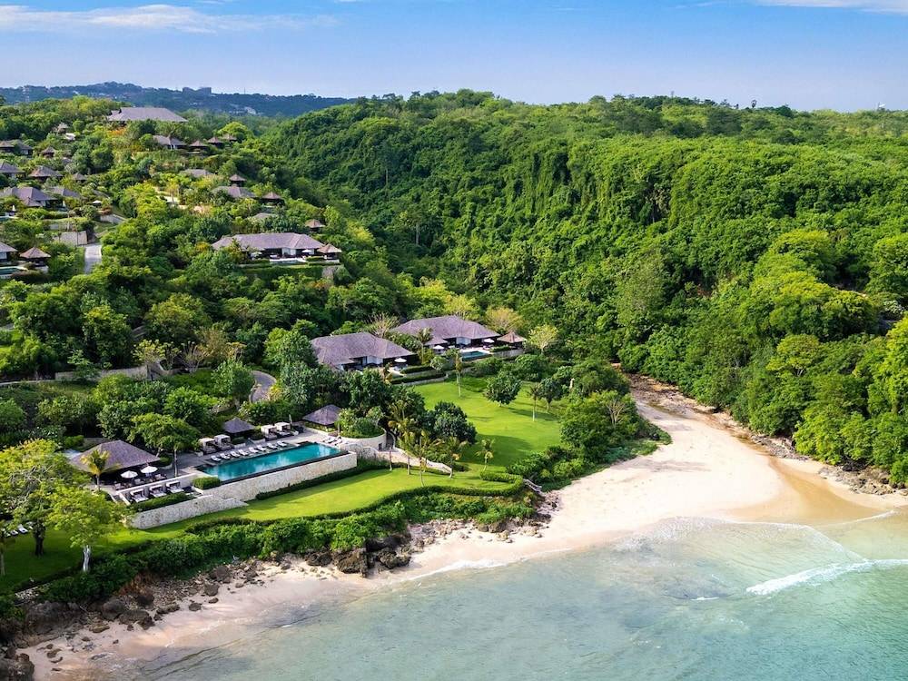 Raffles Bali 1