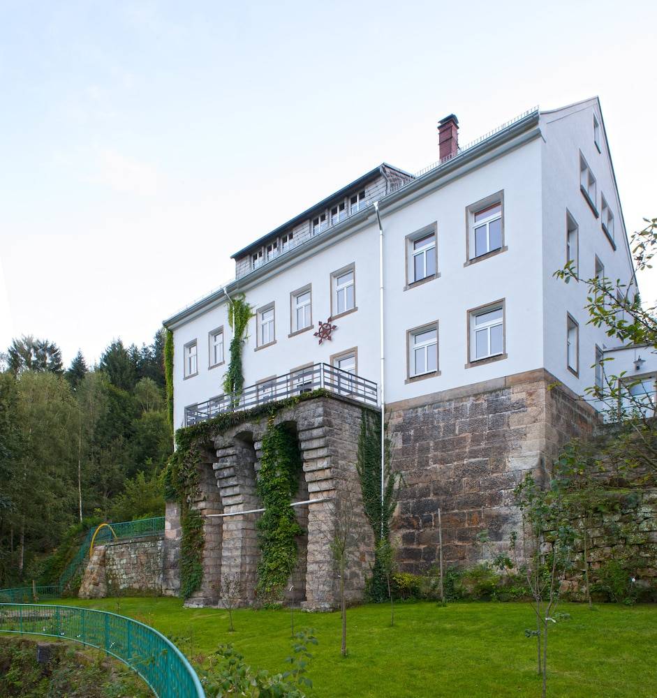 Burg Schöna 1
