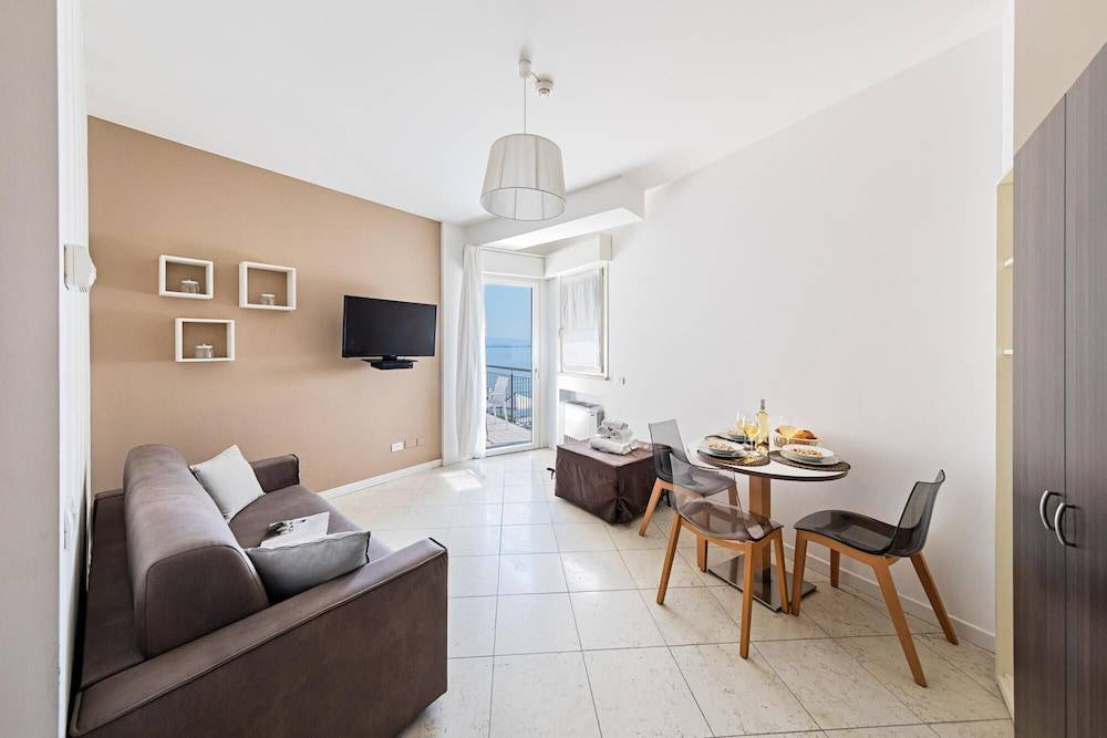 Residenza Miralago With Pool - Studio Apartment With Lake View 1